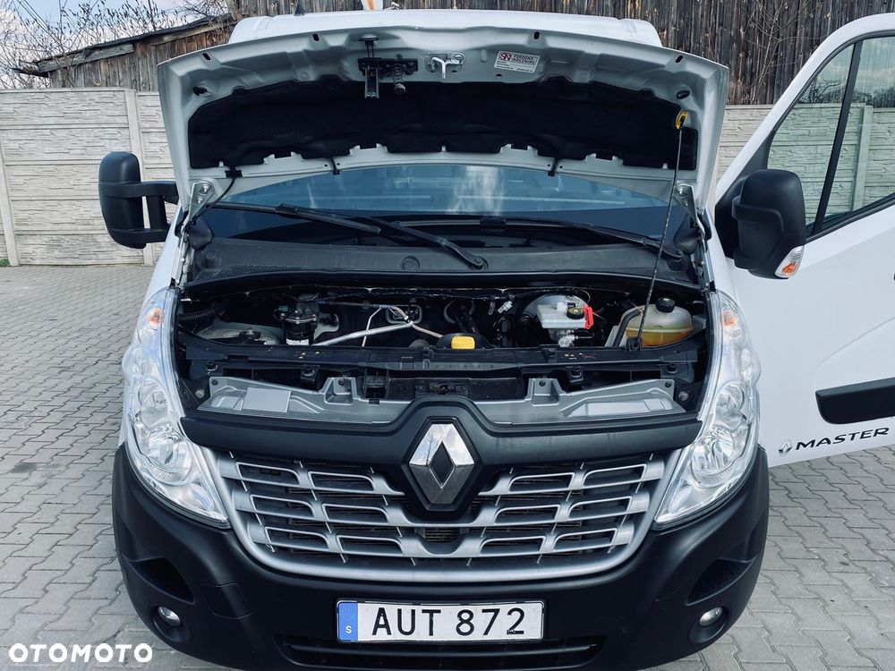 Renault Master - 24