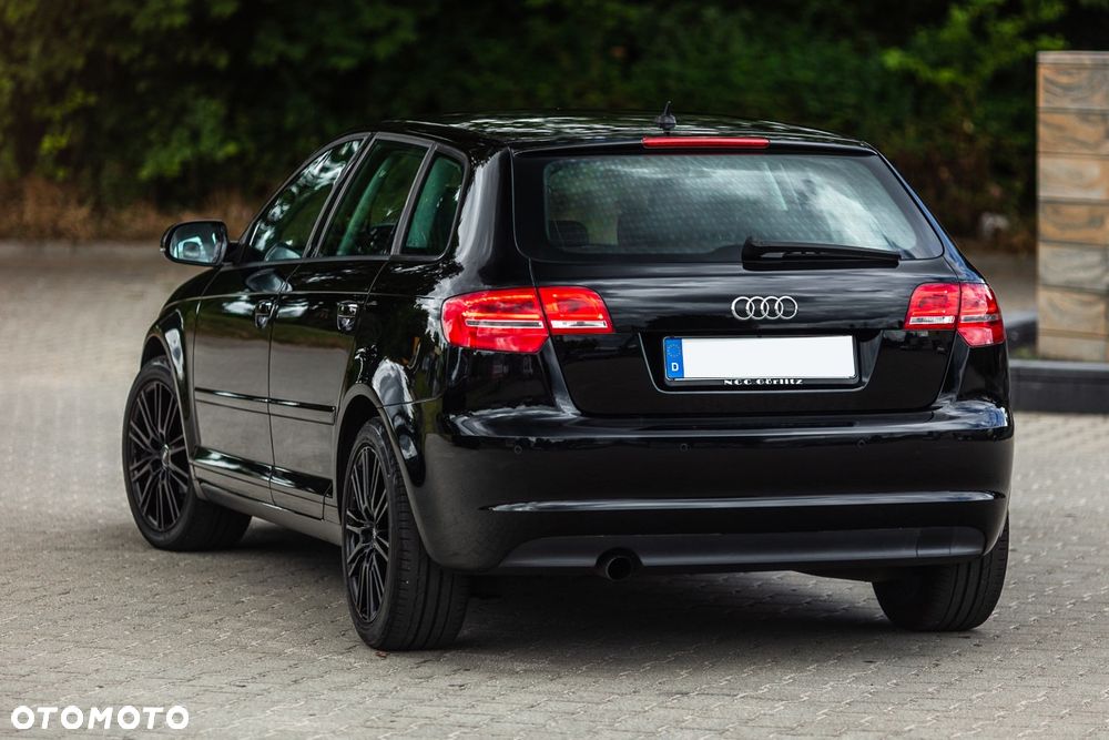 Audi A3 Sportback 2.0 TDI DPF Ambiente - 15