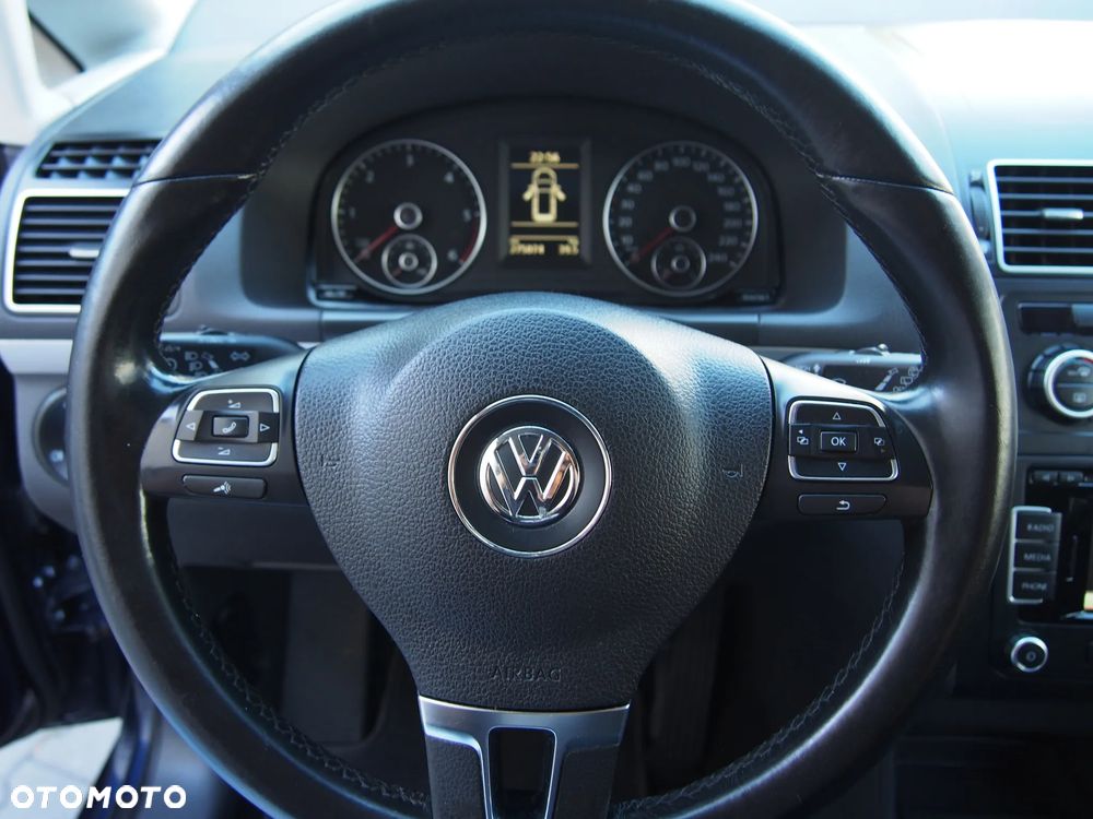 Volkswagen Touran 1.6 TDI DPF BlueMot Comfortline - 21
