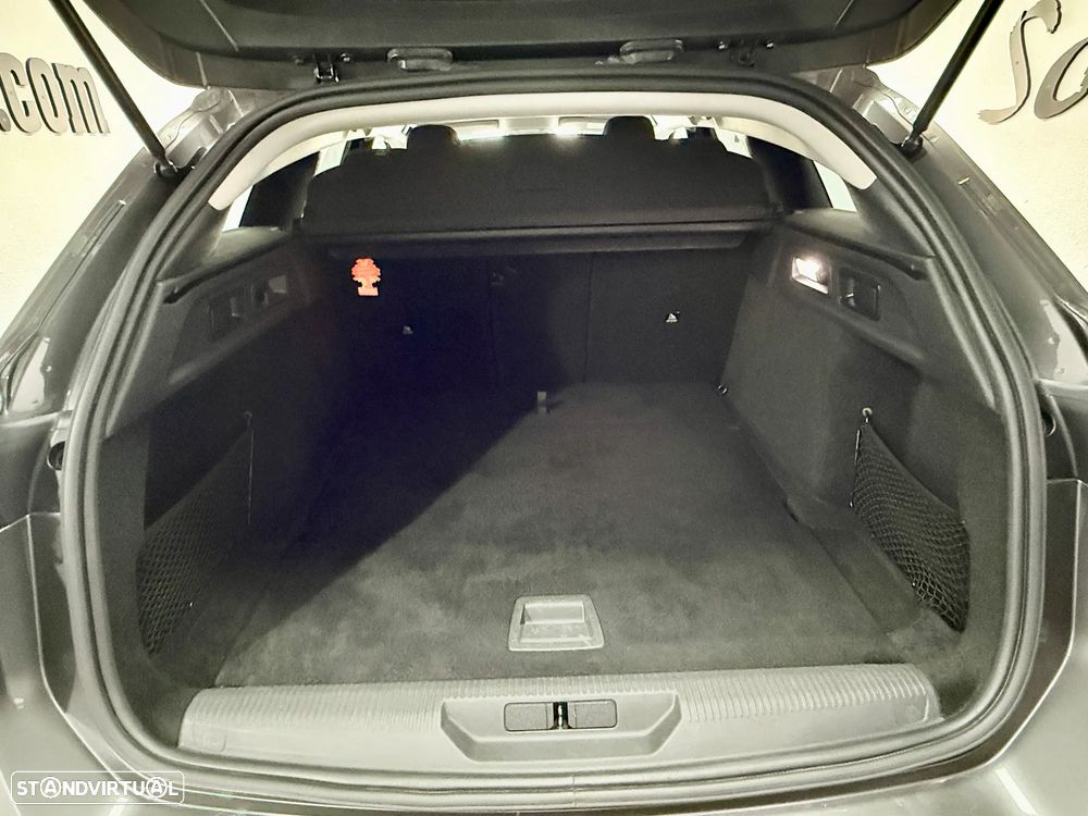 Peugeot 308 BlueHDi FAP 130 EAT8 Stop & Start GT - 33