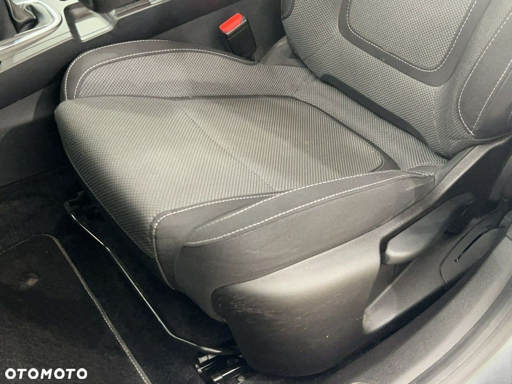 Renault Megane 1.3 TCe FAP Equilibre - 17