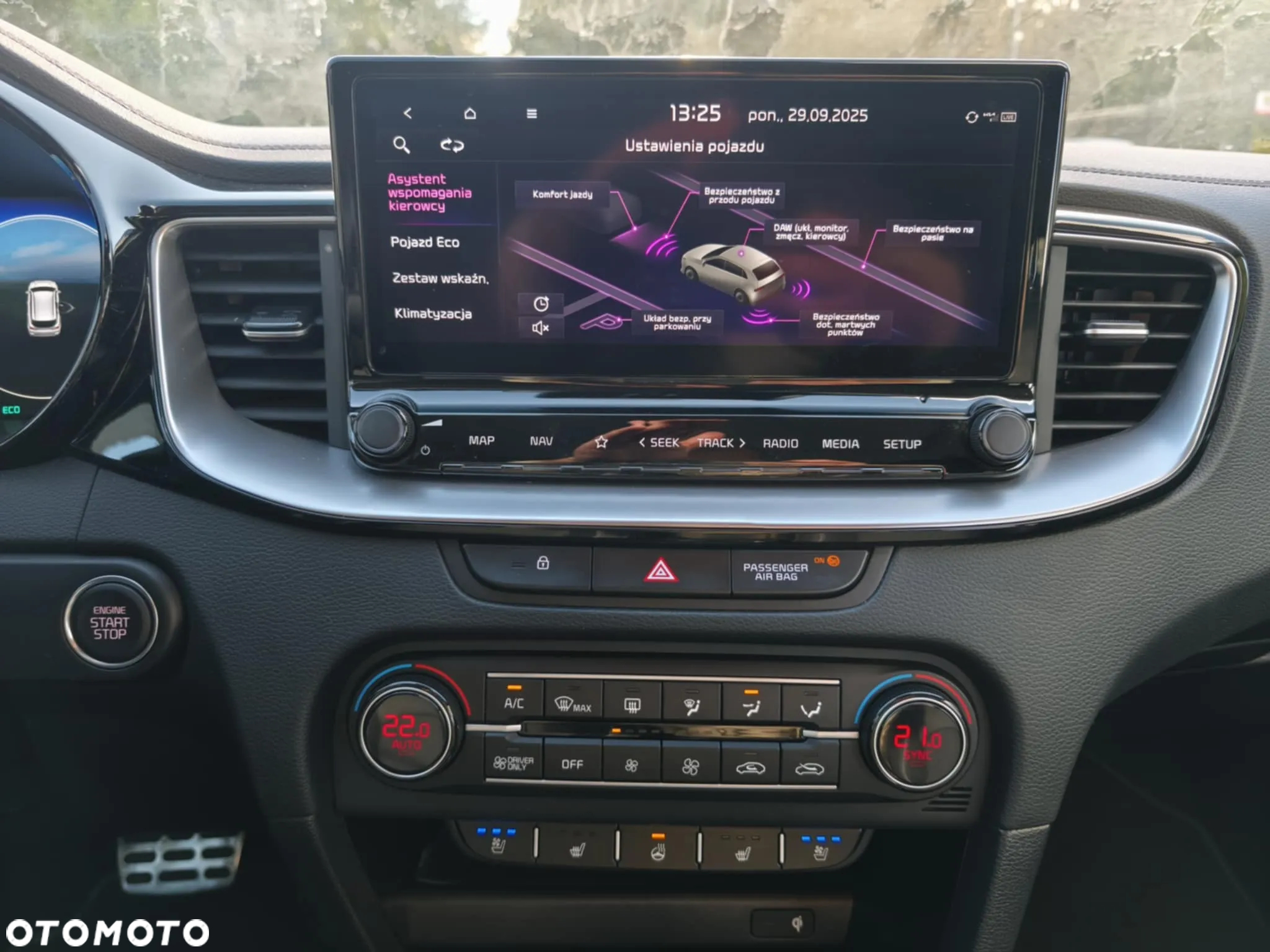 Kia Ceed - 25