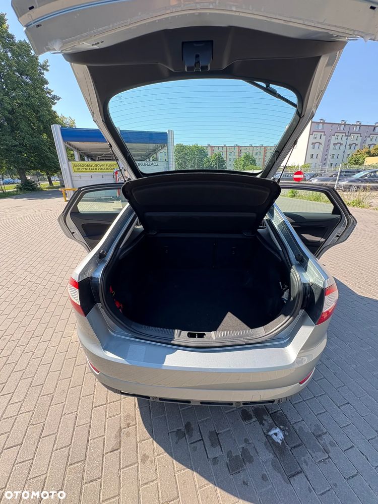 Ford Mondeo 2.0 TDCi Ghia - 29