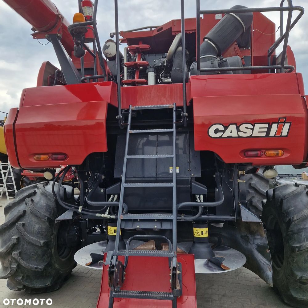 Case IH 8120 - 7