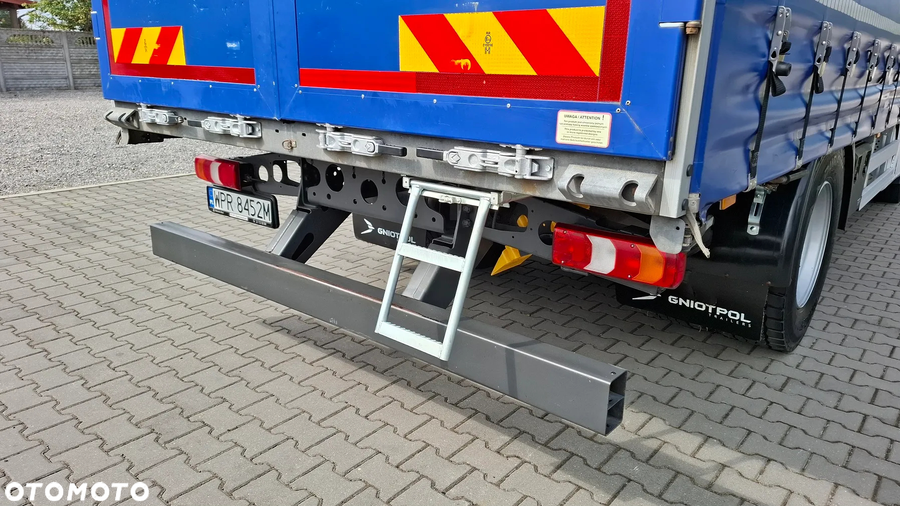 Mercedes-Benz ACTROS 1824 / PEŁNY ADR / RAMA POD ZABUDOWE 5.22 / DMC 18000 / MAŁO UŻYWANY ! - 12