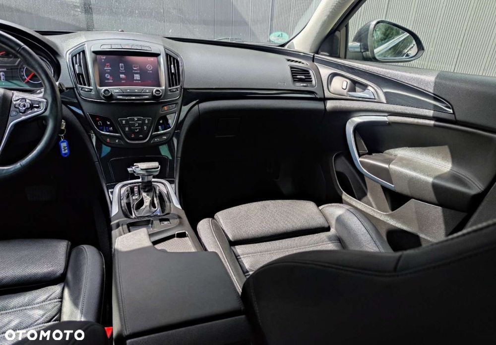 Opel Insignia - 13