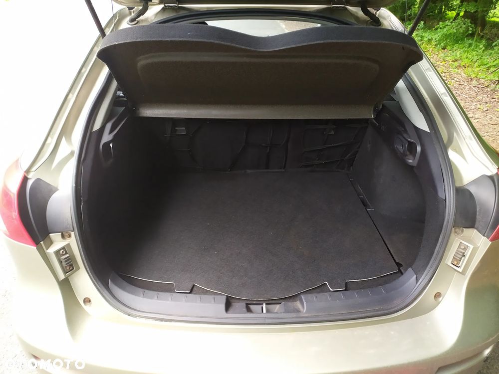 Mitsubishi Lancer 1.8 Invite - 11