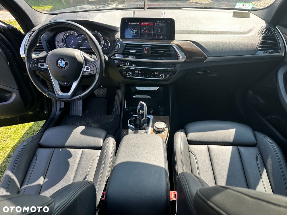 BMW X3 xDrive30i Luxury Line - 8
