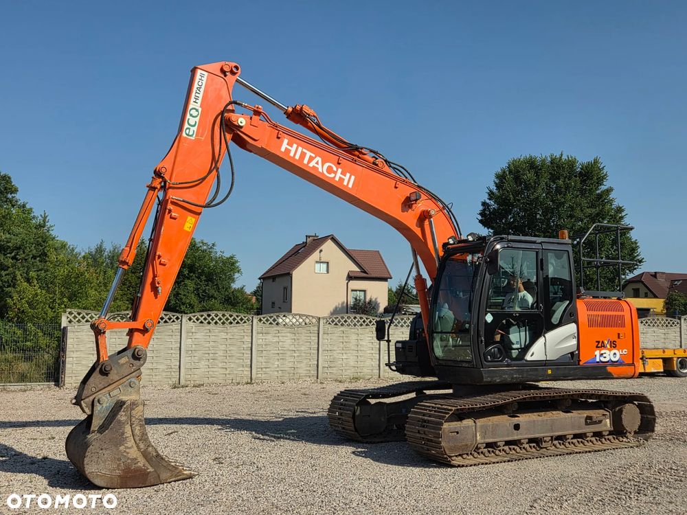Hitachi ZX 130-6 - 11