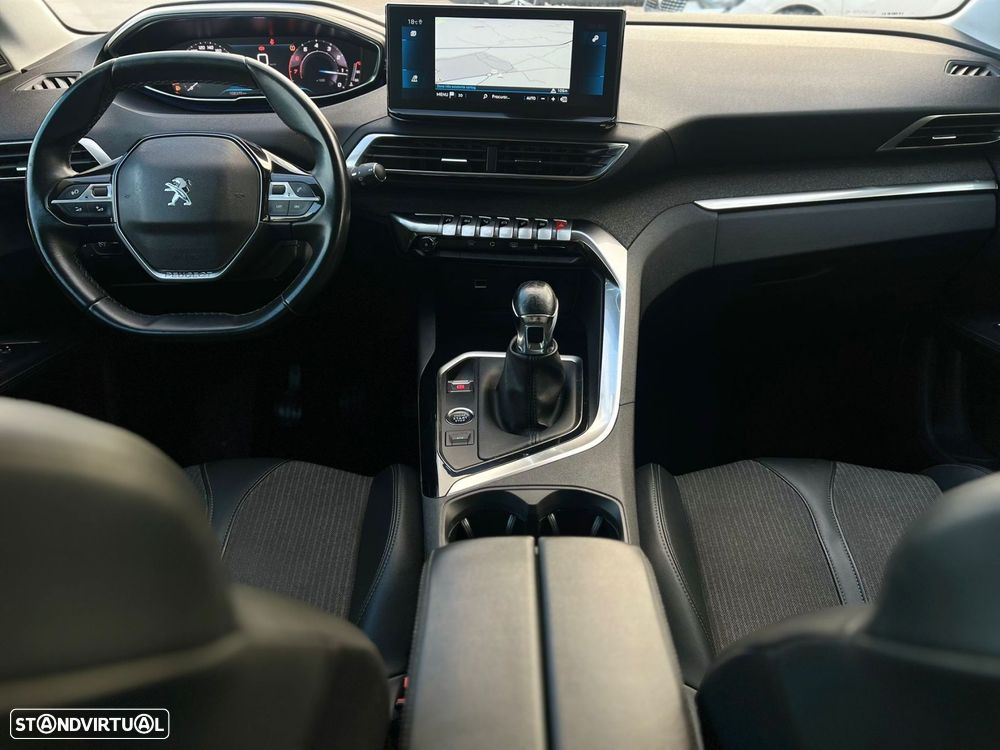 Peugeot 3008 1.2 PureTech Allure - 12