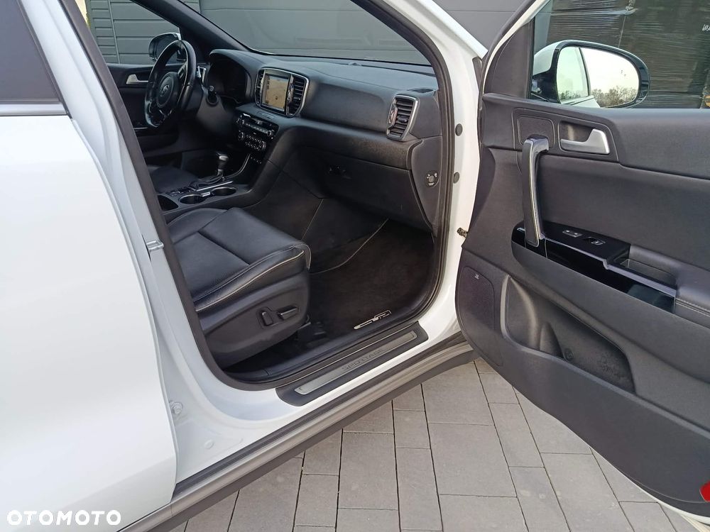 Kia Sportage 2,0 CRDI AWD GT Line - 27