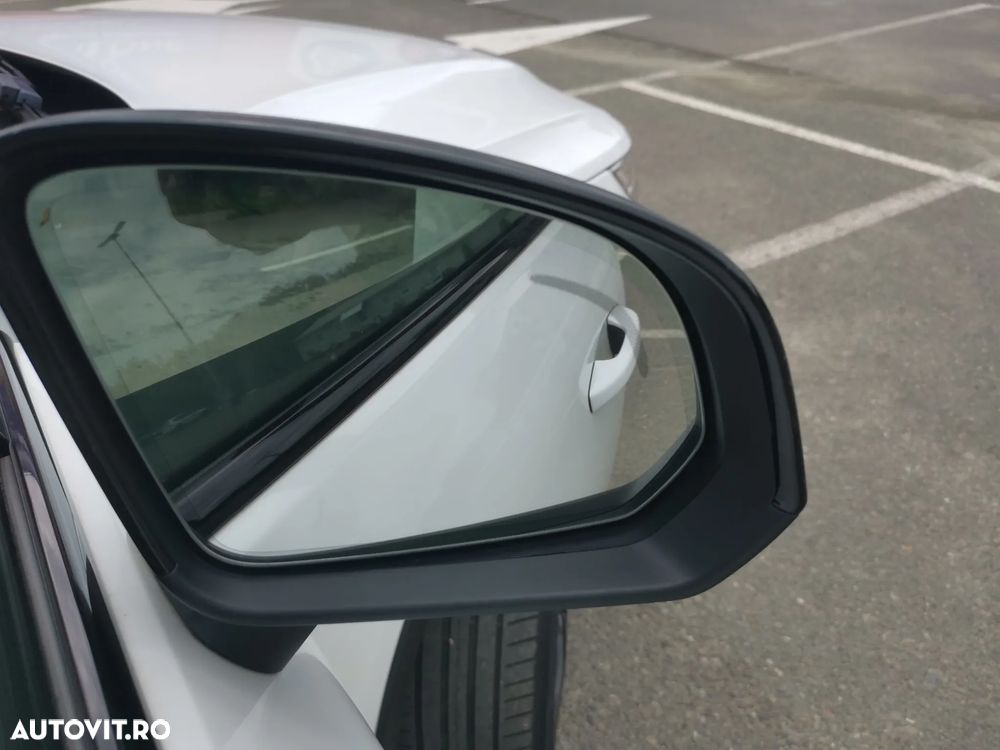 Volvo XC 40 D4 AWD R-Design - 18