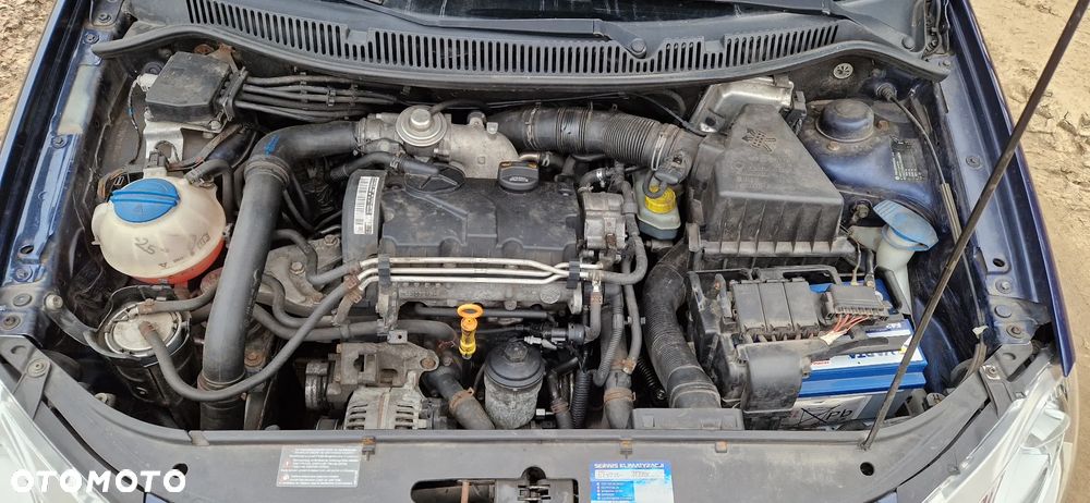 Volkswagen Polo - 14