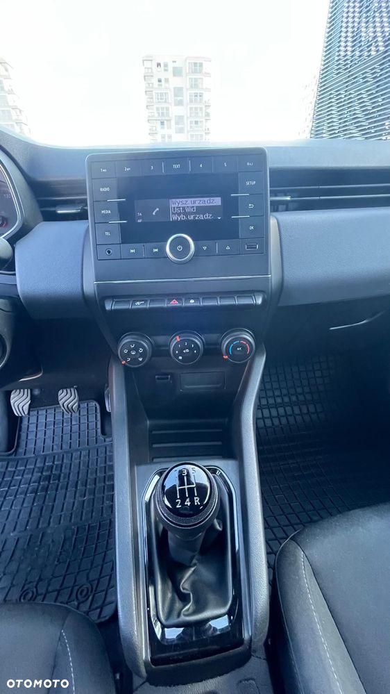 Renault Clio 1.0 SCe Life - 28