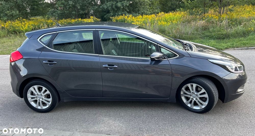 Kia Ceed 1.6 CRDi 128 Spirit - 8