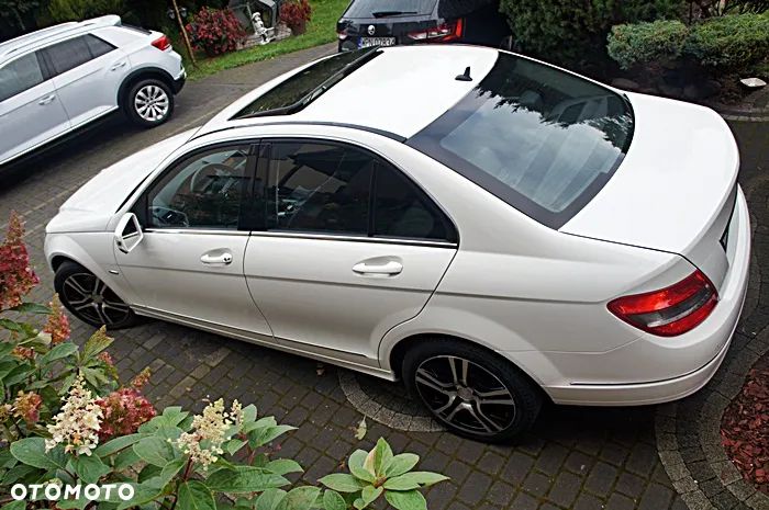 Mercedes-Benz Klasa C 180 BlueEFFICIENCY Avantgarde - 24