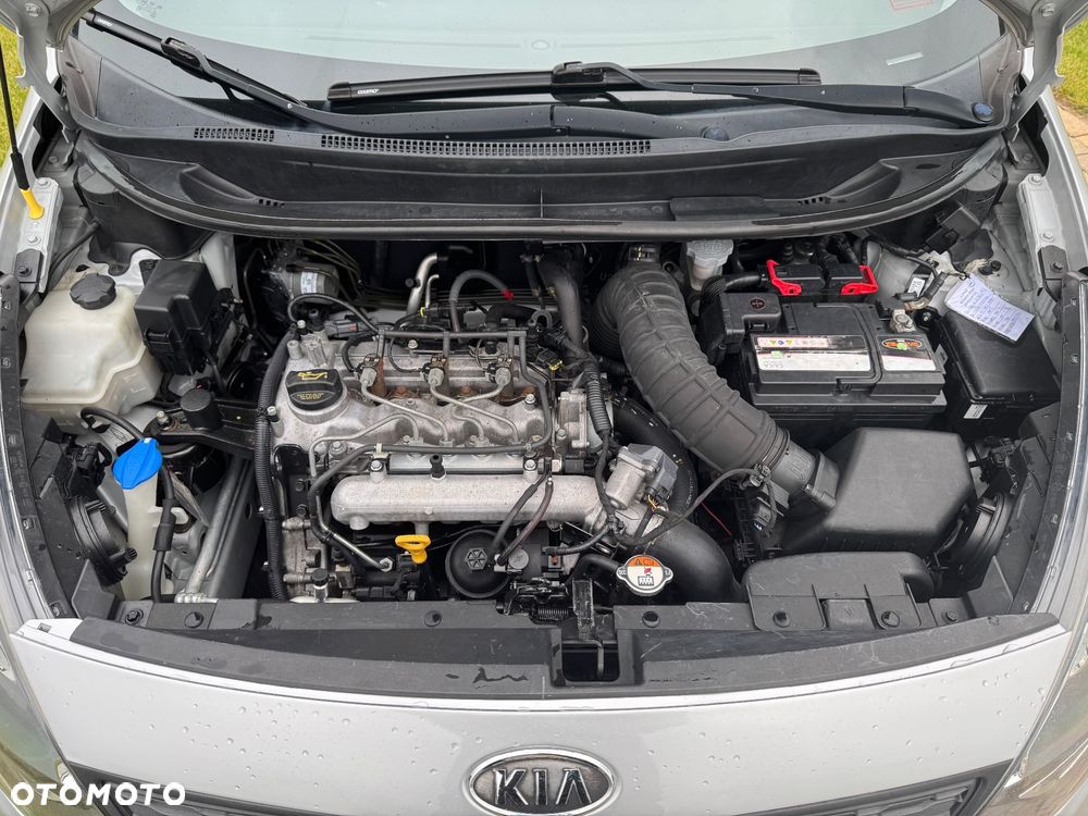 Kia Rio 1.1 crdi M - 8