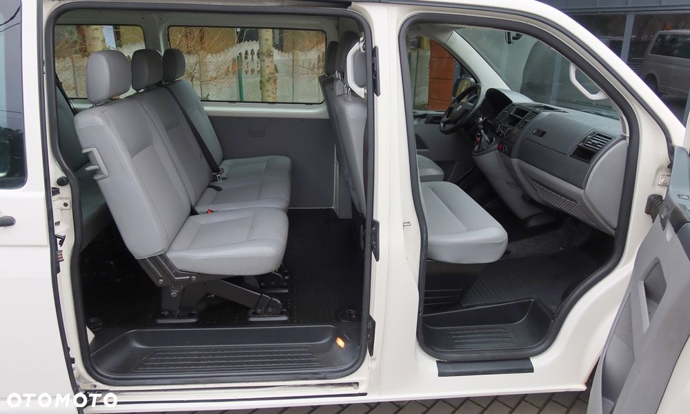 Volkswagen Transporter - 14