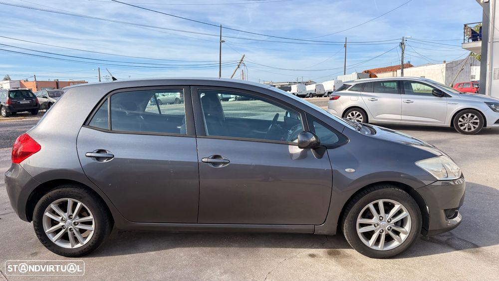Toyota Auris 1.4 VVT-i AC+VSC - 4