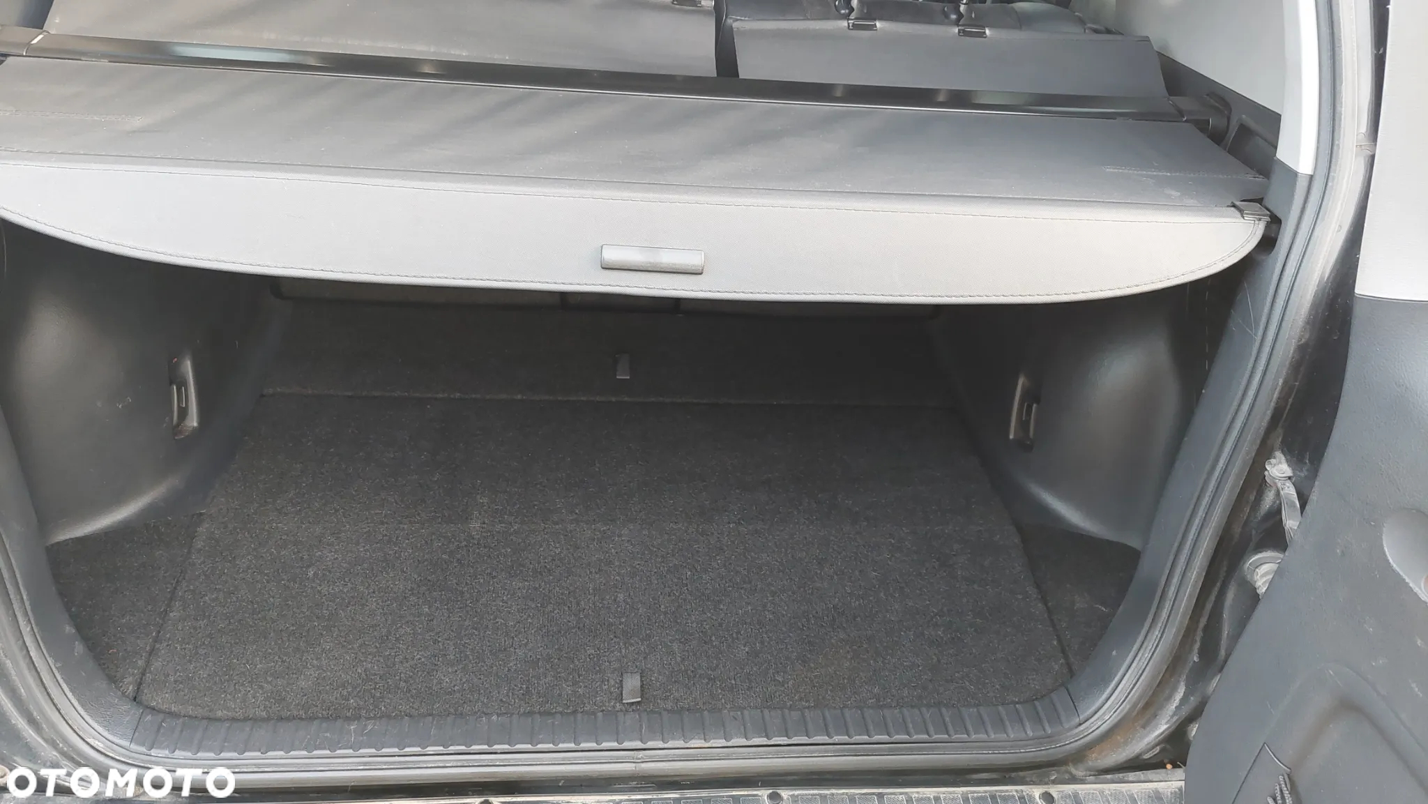 Toyota RAV4 - 16