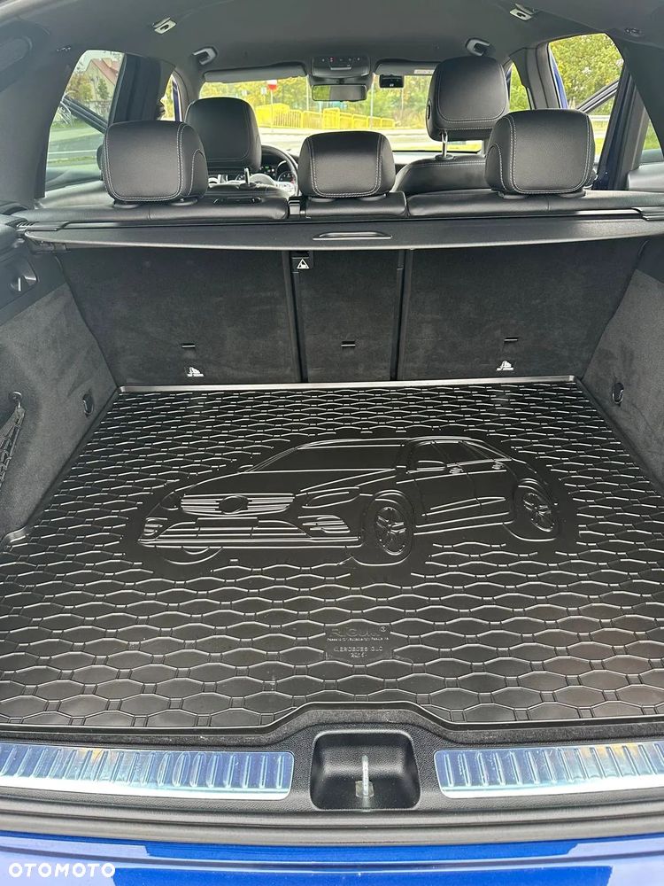 Mercedes-Benz GLC - 22