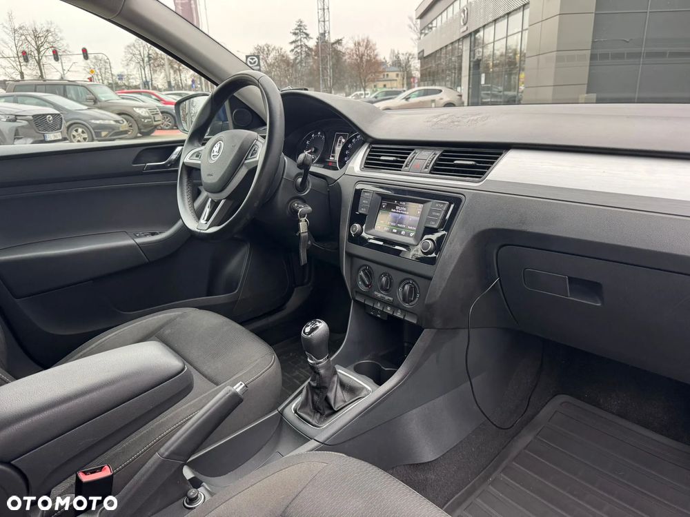 Skoda RAPID 1.2 TSI Ambition - 7