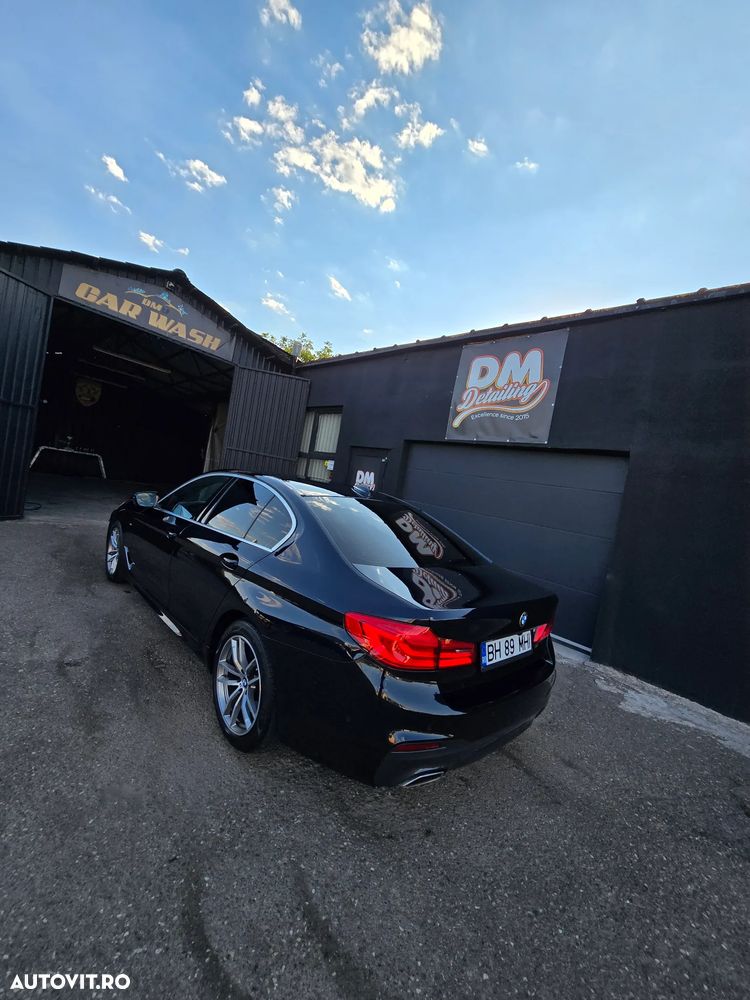 BMW Seria 5 520d xDrive AT - 12