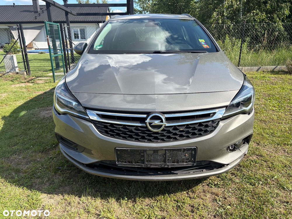 Opel Astra 1.4 Turbo Edition - 2