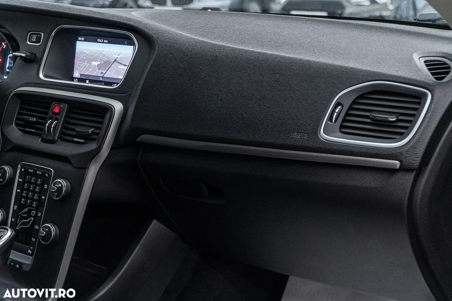 Volvo V40 D2 Aut. Momentum - 30