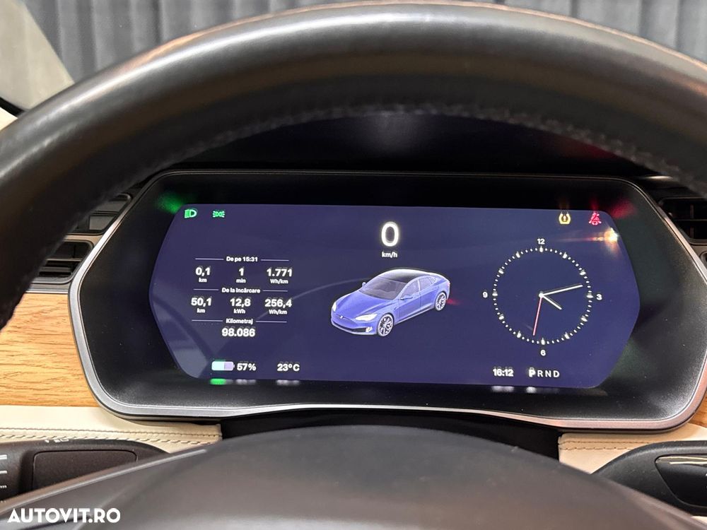 Tesla Model S 75D Allradantrieb - 27