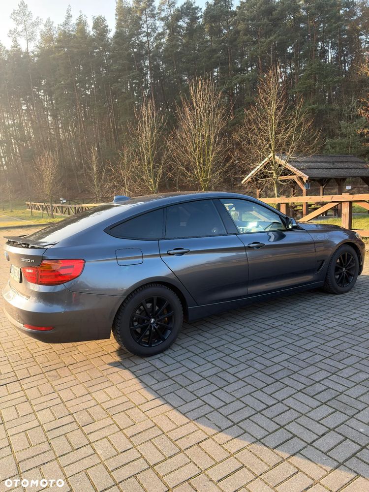 BMW 3GT 320d Sport Line - 7