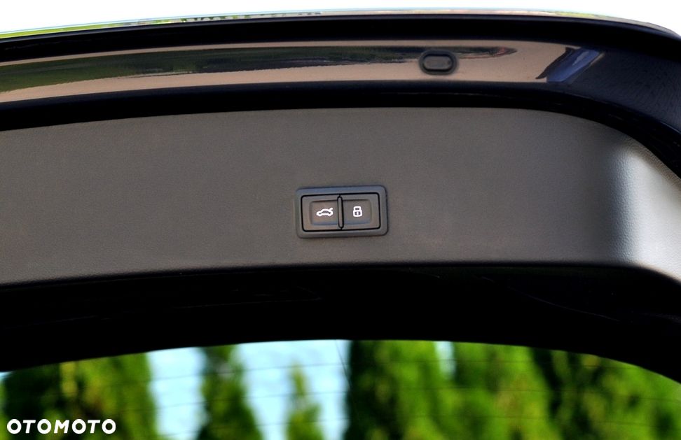 Audi A6 Avant 2.0 TDI ultra S tronic - 14