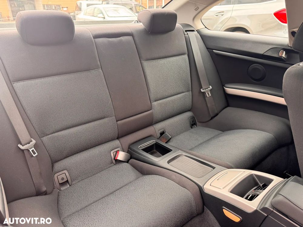 BMW Seria 3 - 10