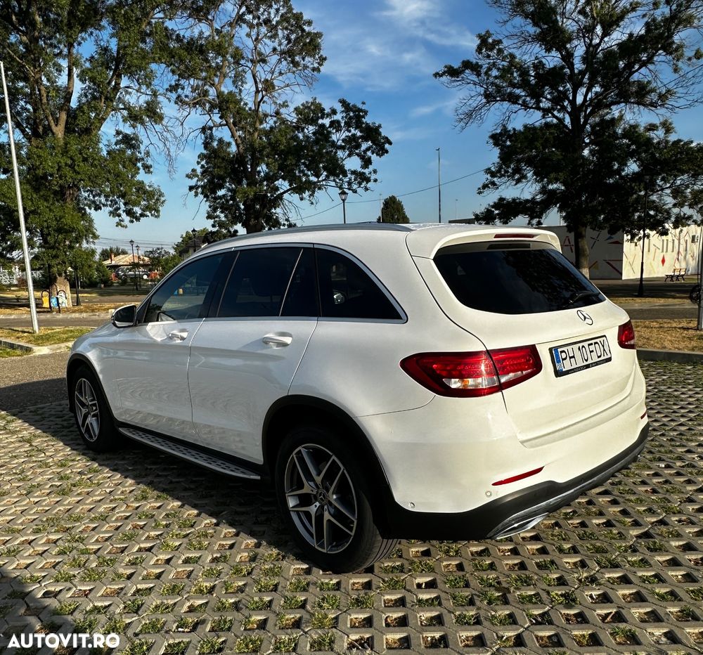 Mercedes-Benz GLC 220 d 4Matic 9G-TRONIC AMG Line - 2
