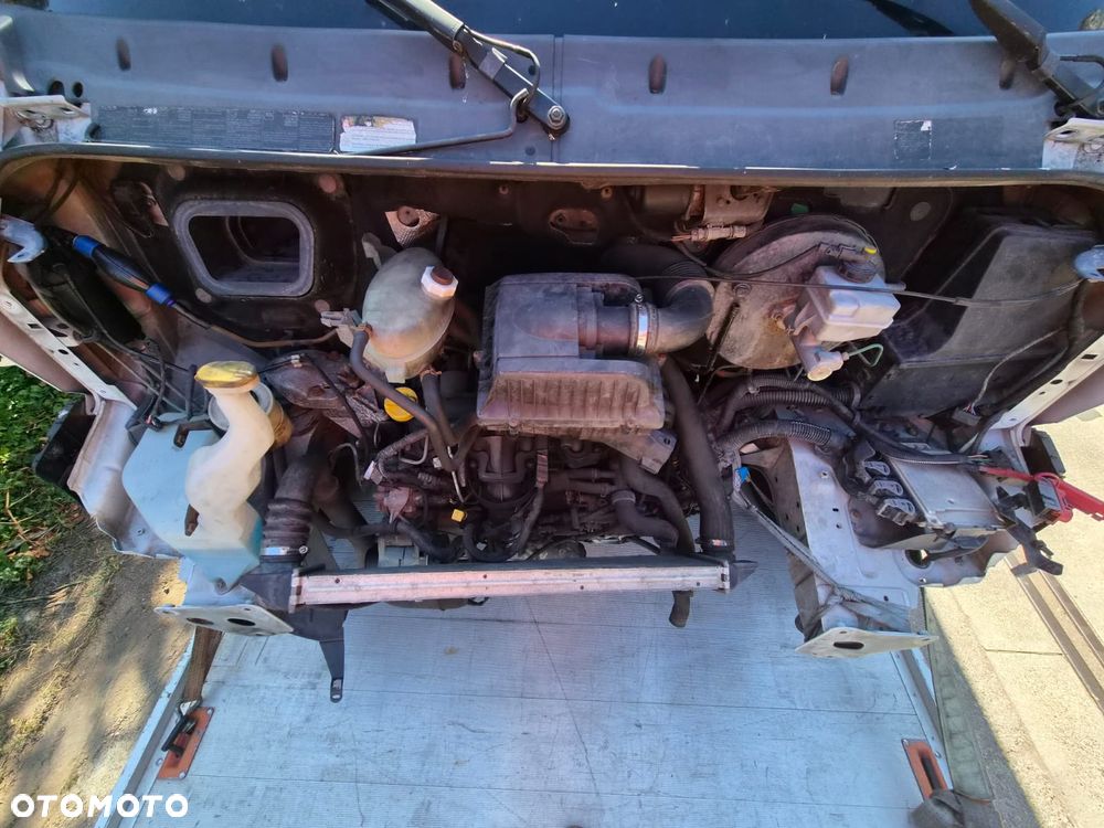 Renault Master Foodtruck - 10