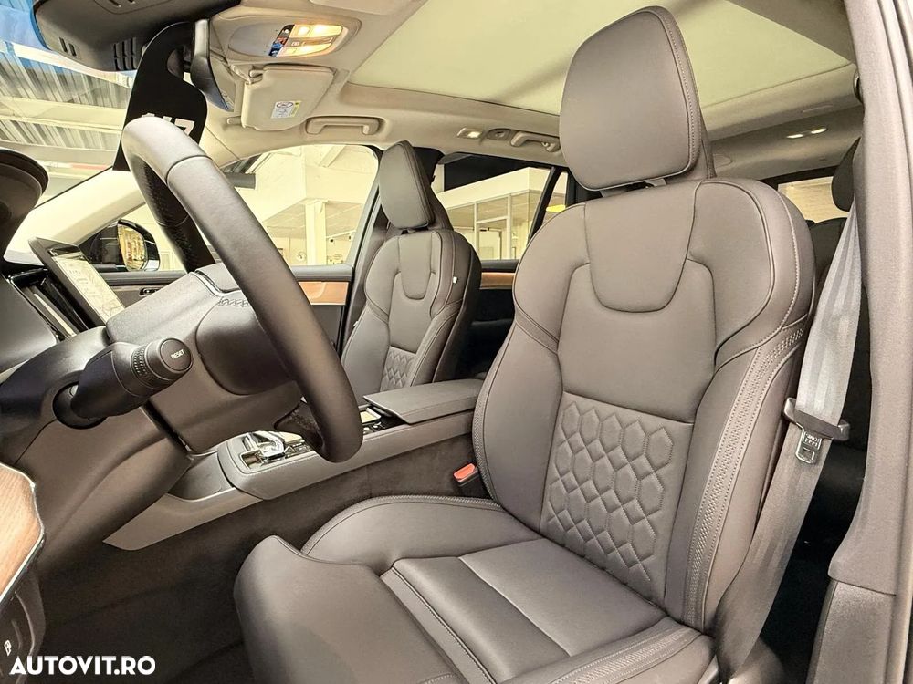 Volvo XC 90 - 12