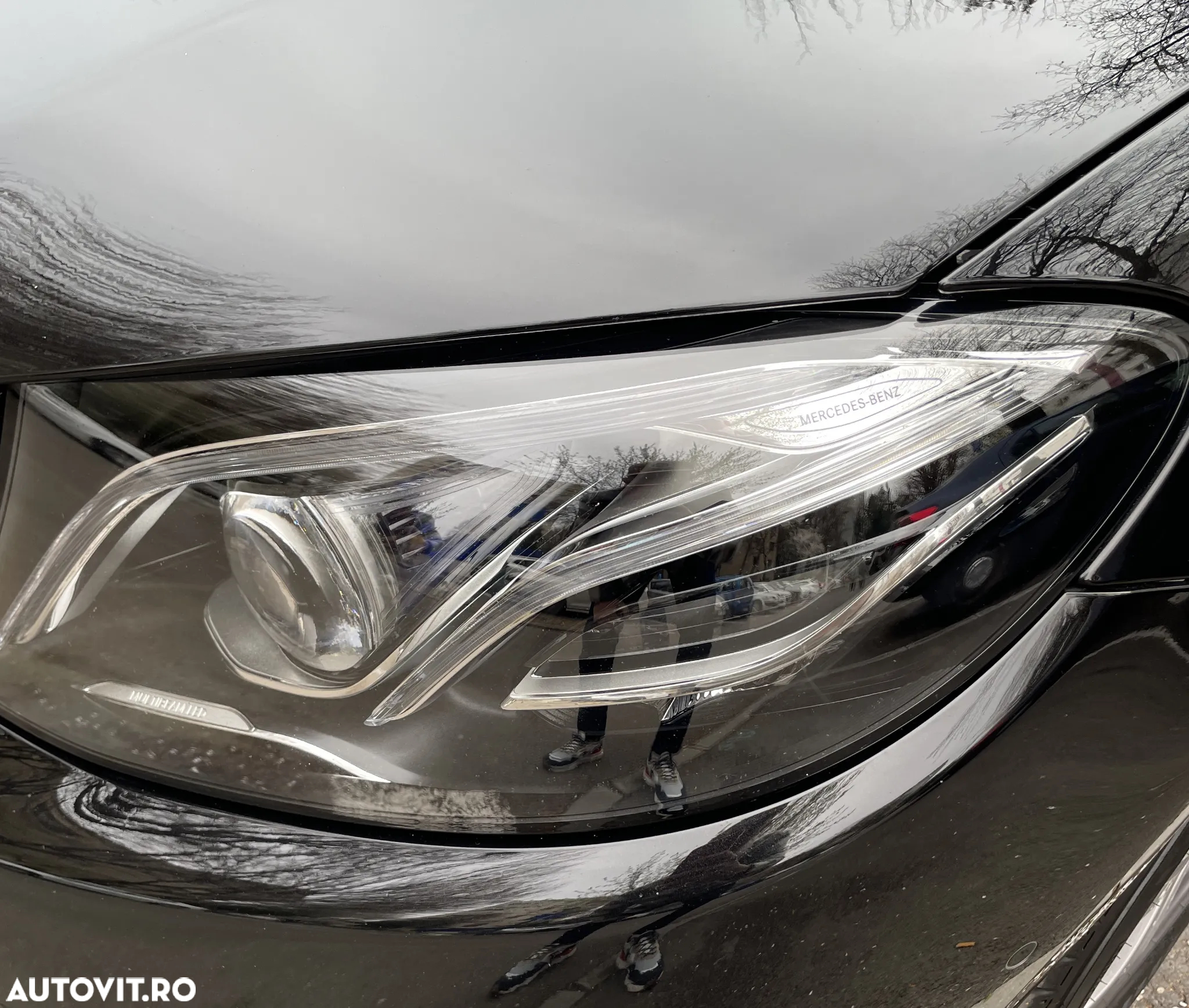 Mercedes-Benz E 200 4Matic T 9G-TRONIC Avantgarde - 30