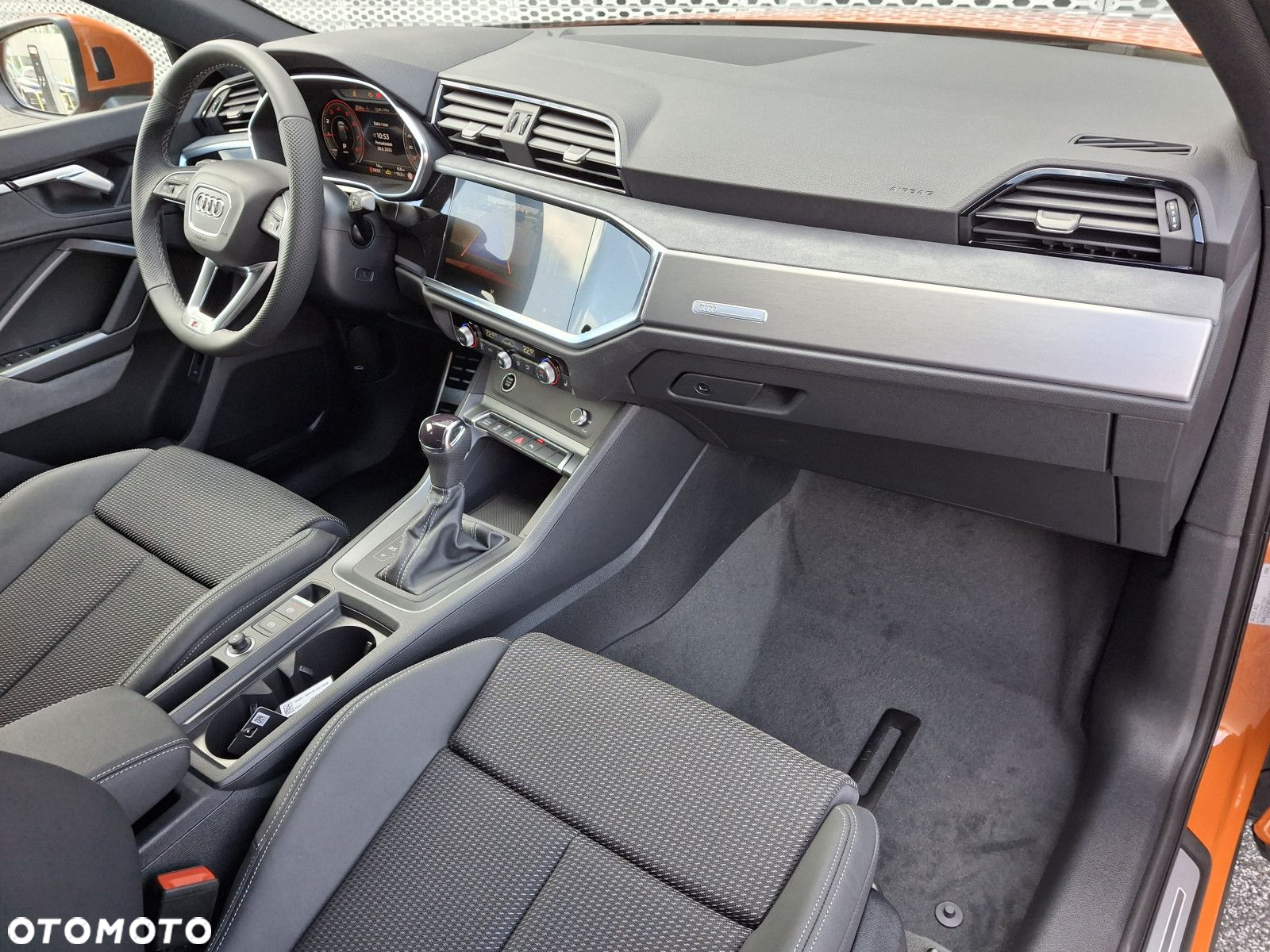 Audi Q3 Sportback - 14