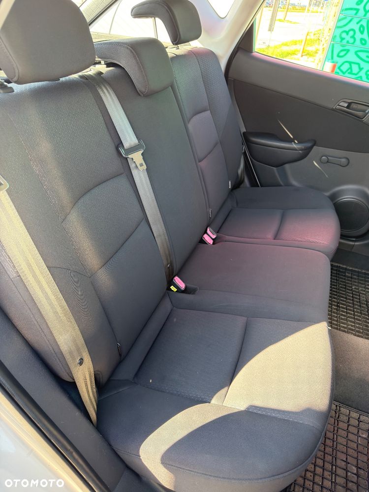 Hyundai i30 1.6 CRDi Base - 19