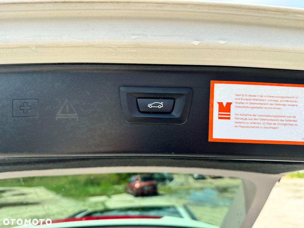 BMW Seria 5 525d - 10