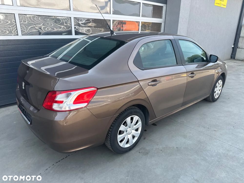 Peugeot 301 1.6 VTi Active - 2