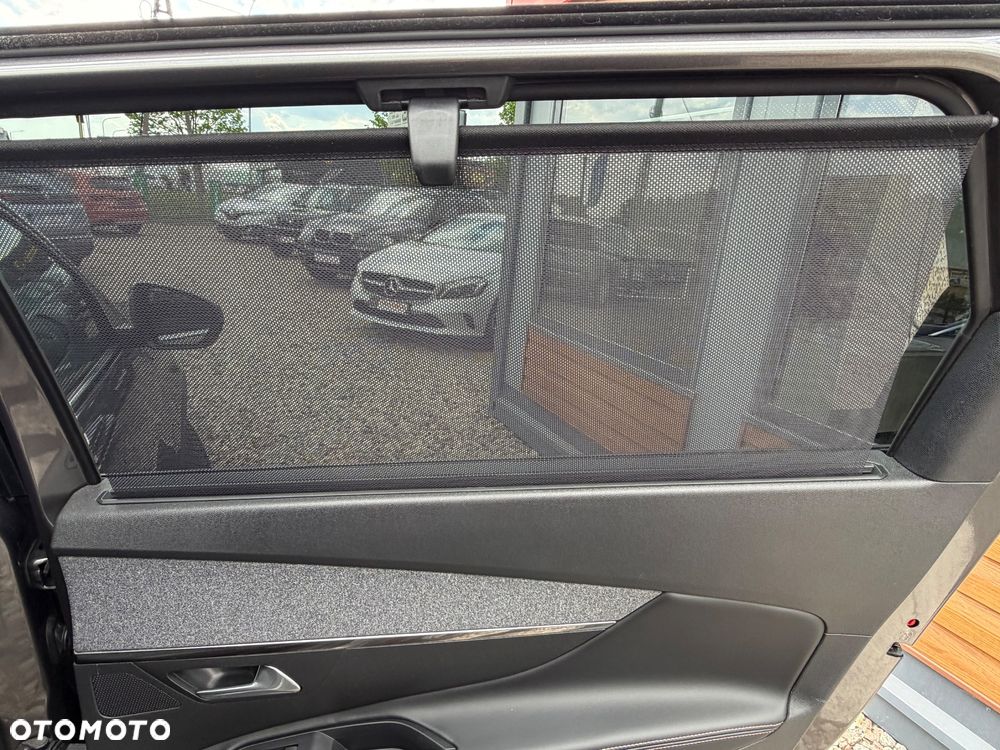 Peugeot 5008 - 13