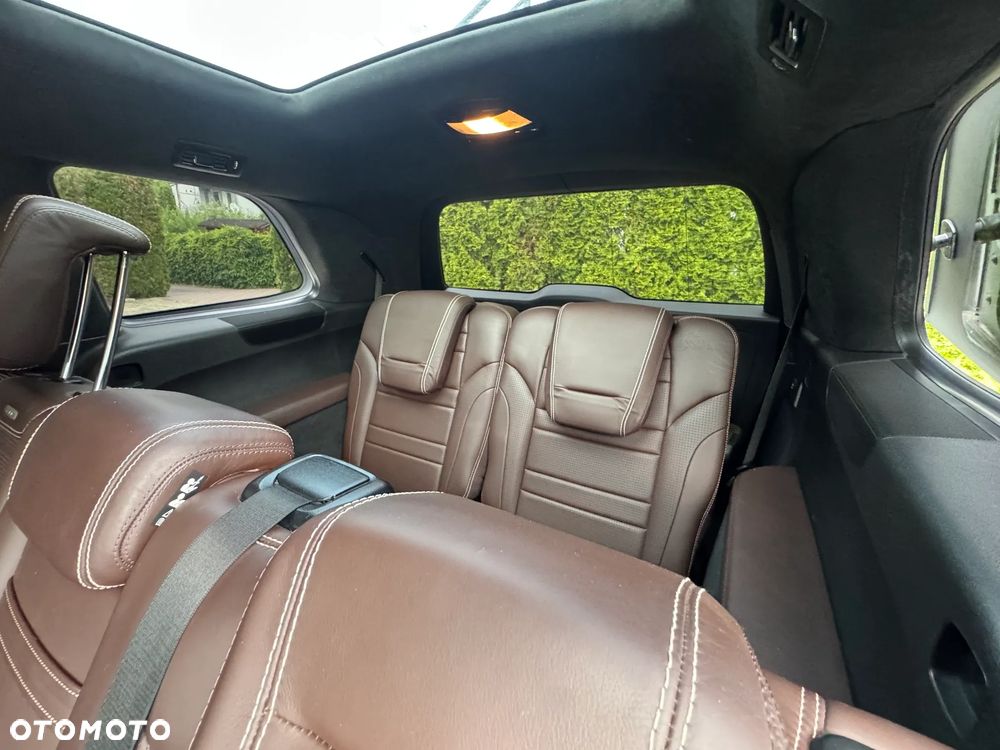 Mercedes-Benz GL - 11