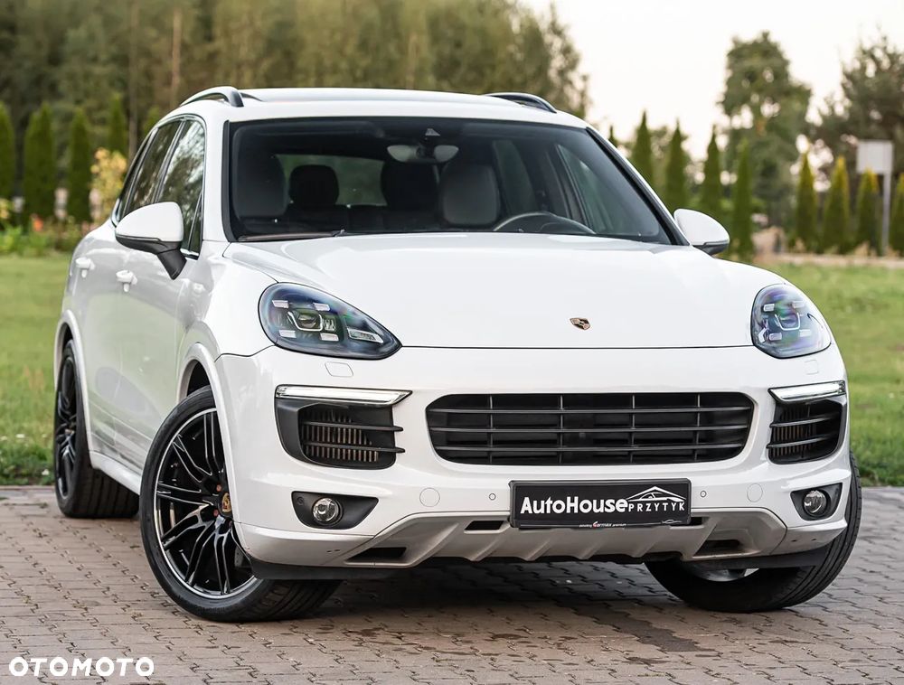 Porsche Cayenne S Diesel Platinum Edition - 12