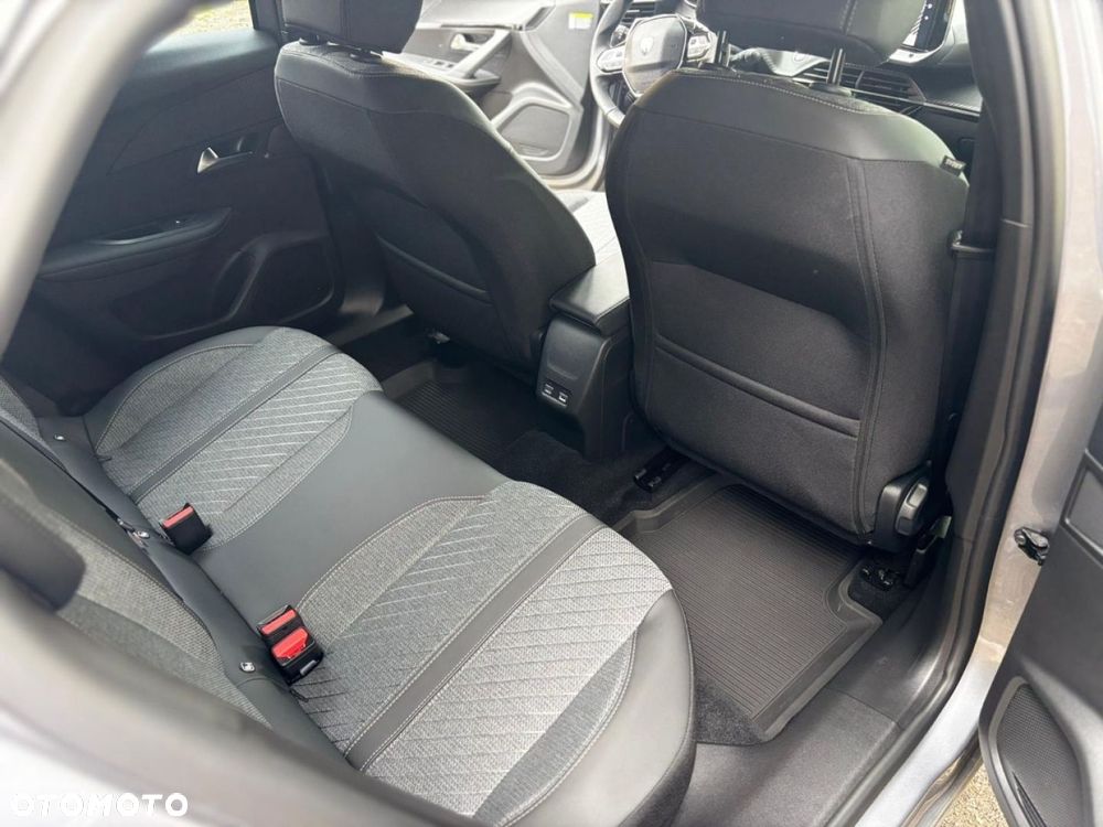 Peugeot 2008 - 27