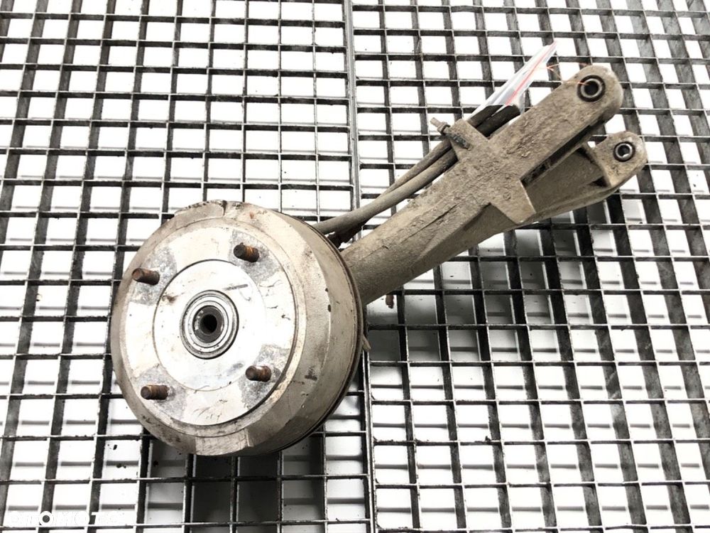 WAHACZ PRAWY TYŁ - 254.00 PLN - AIXAM CROSSLINE 2012 - 2016 0.4 4 kW [5 KM] olej napędowy 2012 - - 1