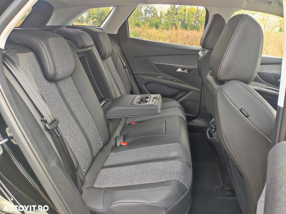 Peugeot 3008 PHEV 225 EAT8 Allure Pack - 14