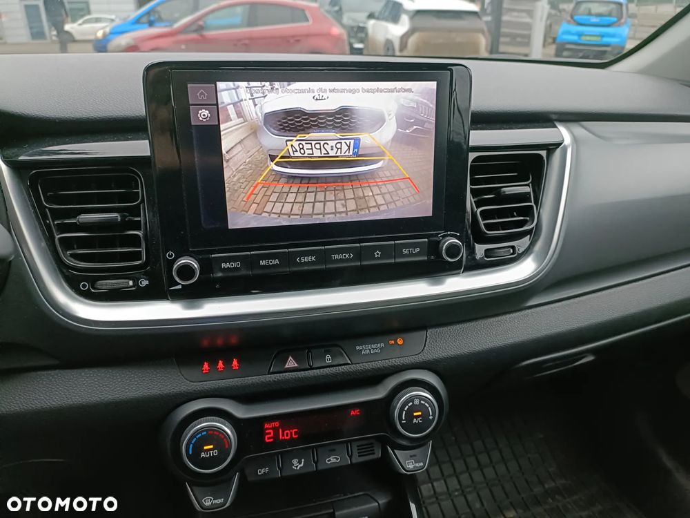 Kia Stonic 1.2 L - 13