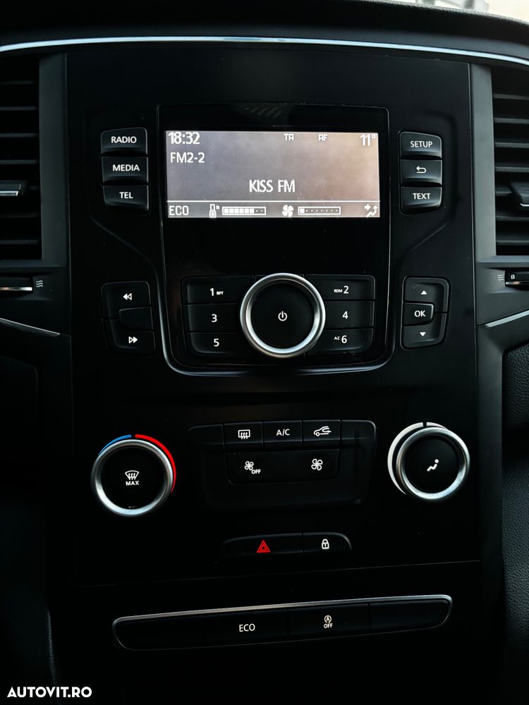 Renault Megane 1.5 dCi Dynamique - 6