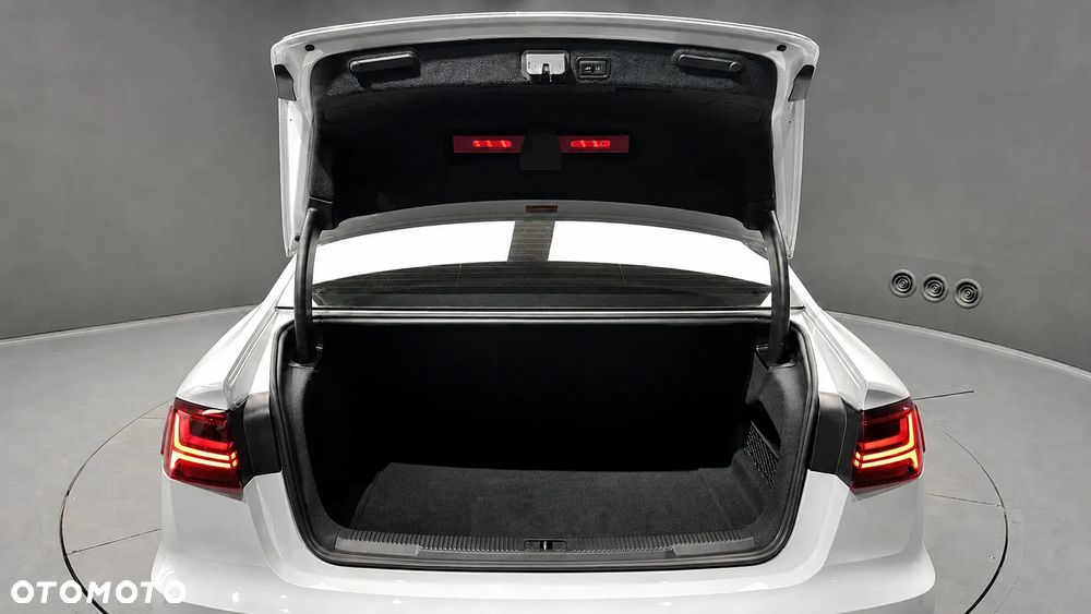 Audi A6 Limousine - 13
